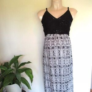SERAPHINE MATERNITY BLACK & WHITE PRINT CROCHET BODICE MAXI DRESS US 6